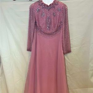 Hand beaded/made 4/6P dusty rose/mauve dress; great MOB for Conservative dress